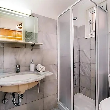 Hotel Nestoras 3*