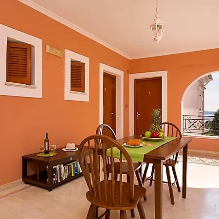 Nestoras Hotel Kassiopi