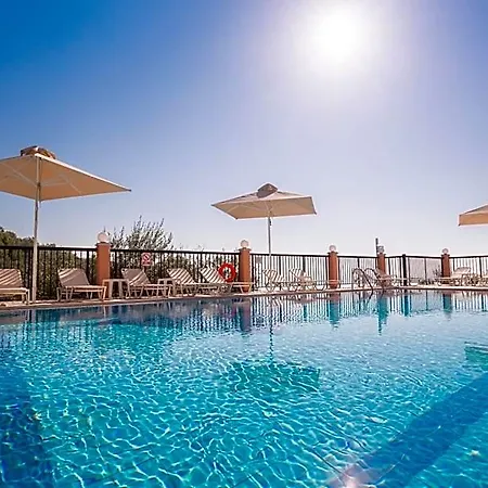 Nestoras Hotel